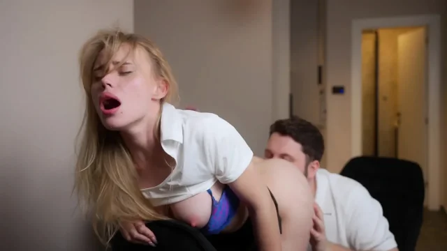 Secretary Marimoore Deep-throats a Cock and Has Rough Sex with Her Boss While