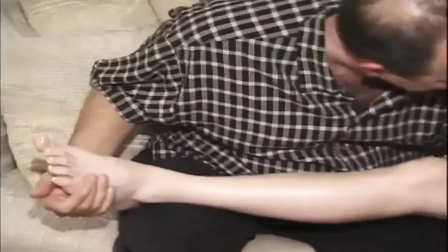 Mature couple lovecum on foot