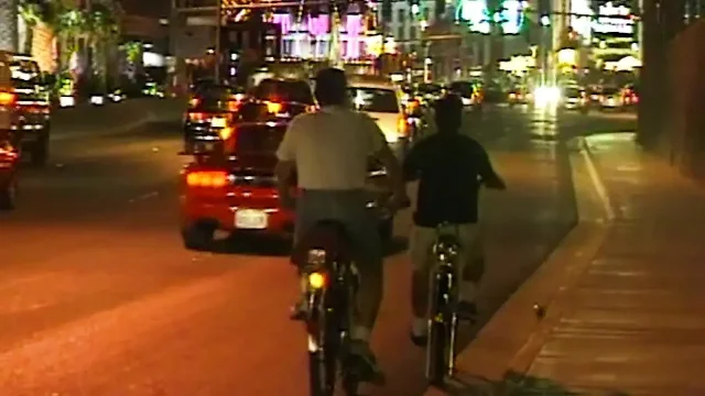 hemmungslose Sehnsucht entgleist in einer hemmungslosen