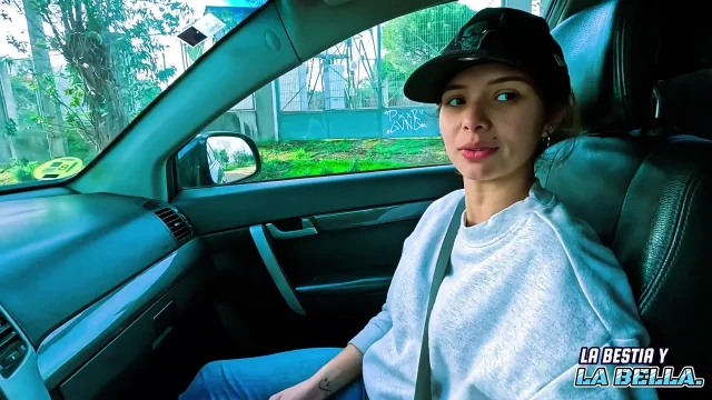 Stranger Takes Me to My House in Exchange for Blowjob and Then Fuck Me-the