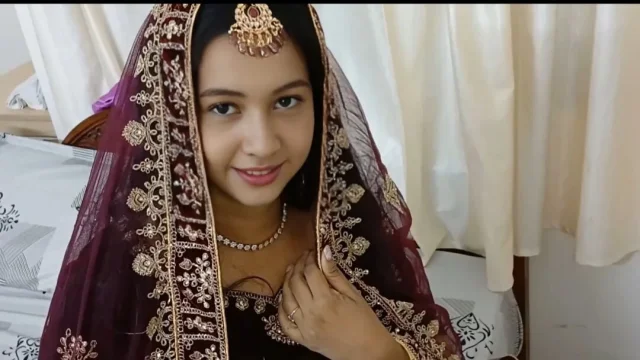 NEWLY MARRIED DESI COUPLE FIRST NIGHT SEX
