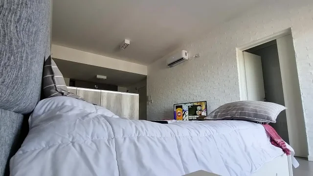 I Met Her on Tinder and She Helped Me Record a Porn Video Just to Get Fucked
