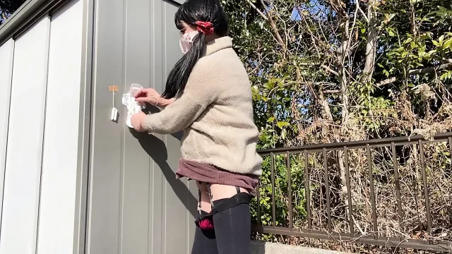 No107 Pants swaying in the wind my free afternoon