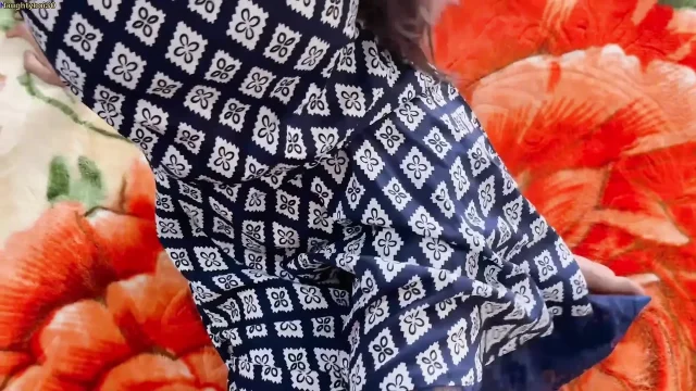 Desi cute indian 18 cheating wife creampie pussy fucking