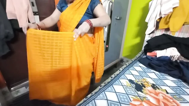 Very Beautiful Bhabhi in Yellow Saree