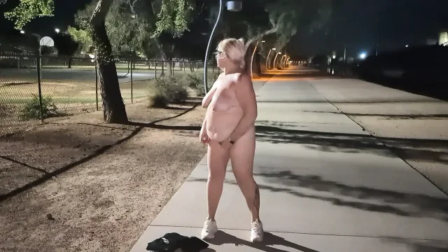 Thick BBW wife strips in public park and role play with hus BadBlondieMonroe