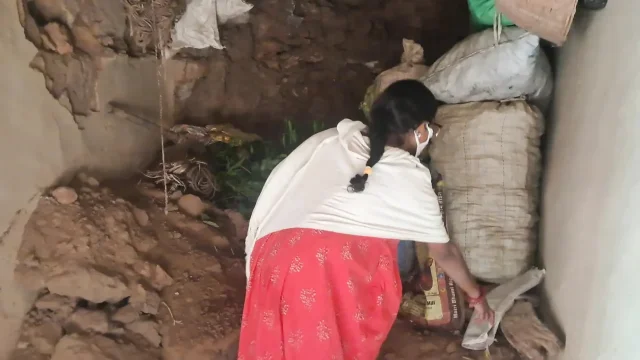 Indian desi chubby wife giving