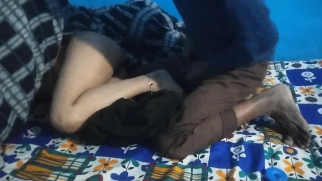 Indian UP girlfriend and boyfriend hard sex in hindi voice