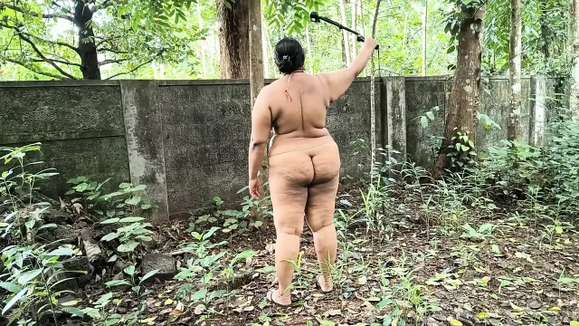 Desi chubby girl going nude in the woods
