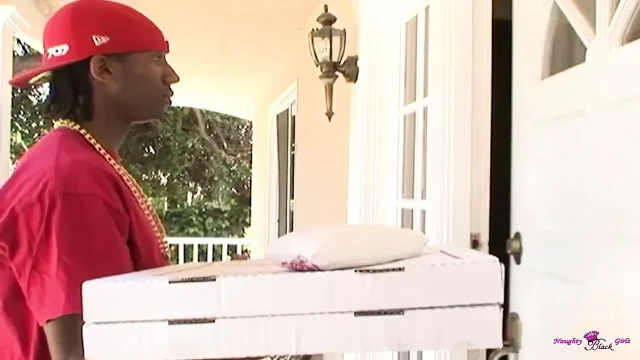 Pizza Delivery Guy Gets Seduced by Black MILF and Fucks Her Tight Anal Hardcore