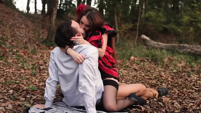 Polka Dot Skirt Babe Fucked Hard in Forest