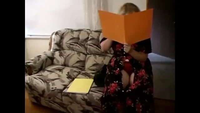 Mature Bitch Gets Pounded in Missionary