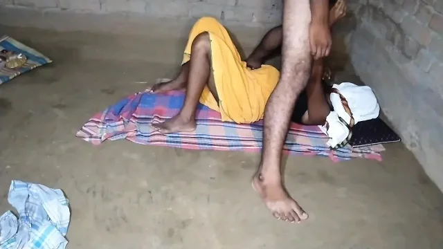 Sauteli bahan ke sath chudai desi style me