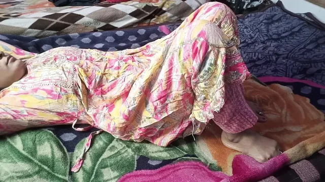 Desi girl's romantic sex video when her parents were not at home