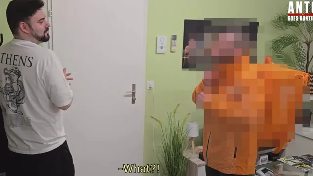 Straight Hairy Food Delivery Guy Gets Sucked By A Guy For The First Time For A Tip