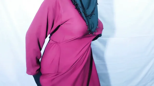 Hot Hijabi Muslim Teen Rims Ass and Fucked Hard By Bhaijaan