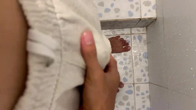 18 year old boy masturbates in his stepsister's bathroom