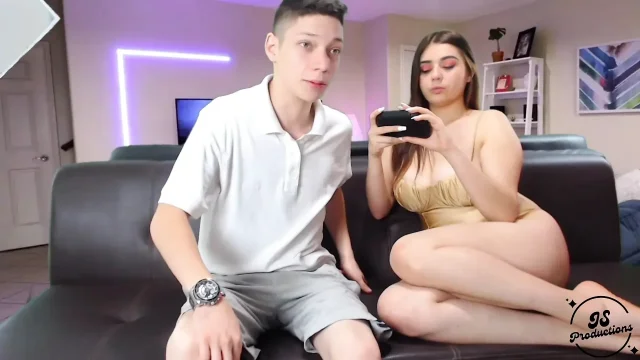 Live streaming ends stepmom and fucked