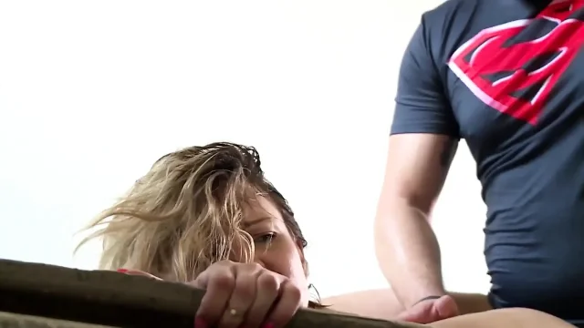 German couples love anal fuck and do blowjob