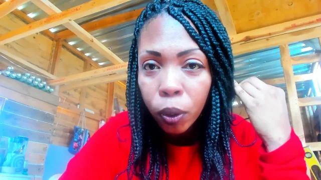 Big Black Booty Clapping Spreading