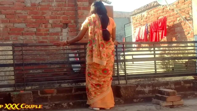Hot XXX Bhabhi Old Sex Video Viral