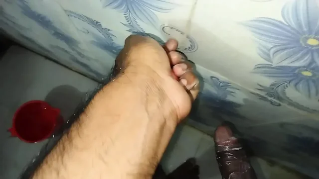 A hardcore fingers soap with wall in bathroom