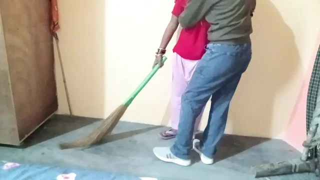 Malik se chudvaya aaj to malkin gyi Hui thi bazar