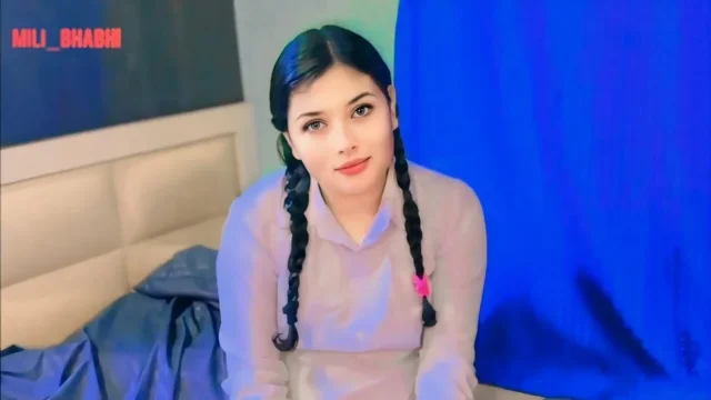 Desi Beautiful School girl with boyfriend xxxx MMS indian desi Village girl