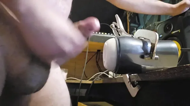 I FUCK MY TIGHT TOY TO ORGASM