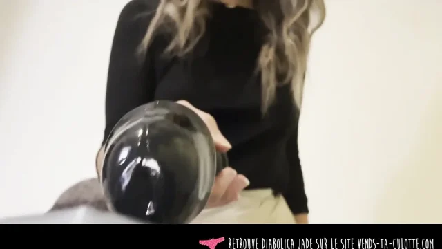 Vends-ta-culotte - Young French dominatrix teaches you how to take a big black