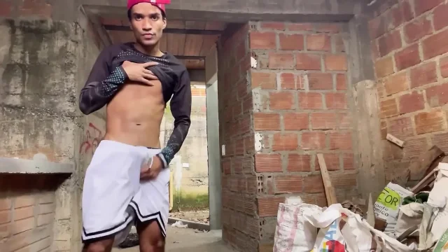 Enjoying Masturbation in Abandoned House