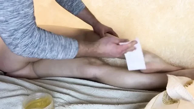 Waxing for My Legs at Home