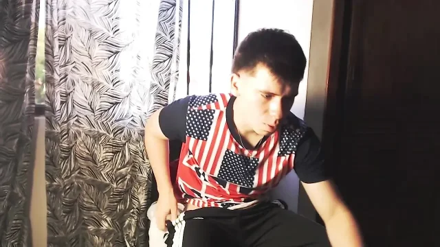 20 year old colombian guy undressing live