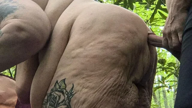 Slut Thought She Was Alone but Here Comes a Hard Stranger to Give Her the Big Bone