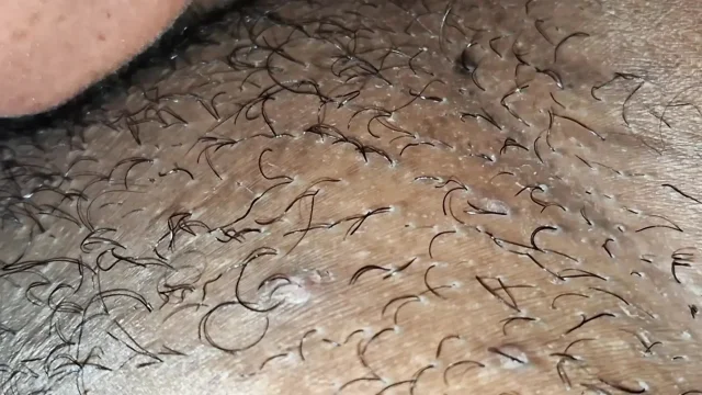 Sucking the big pussy of the naughty granny