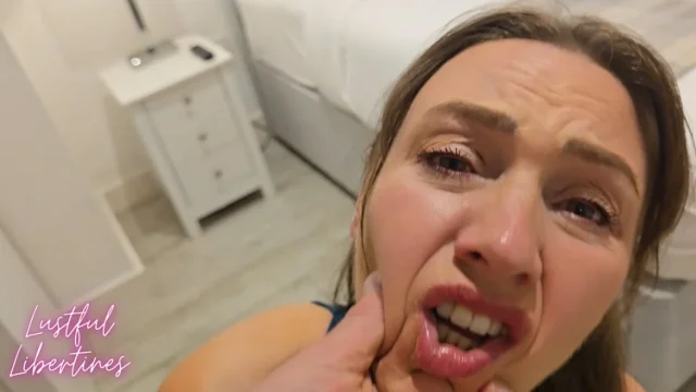 My tenant begged me not to cum inside her She should have paid her rent