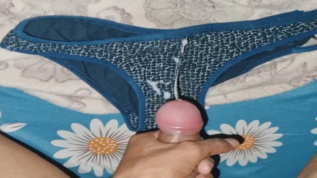 Cum In Stepmom's Panties Using Her Vibe