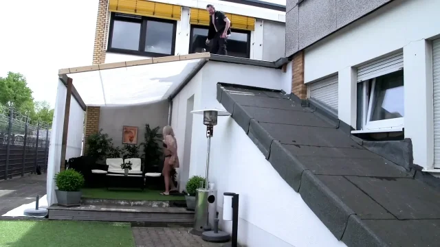 Tattooed babe enjoying hard fuck outdoor with her dude