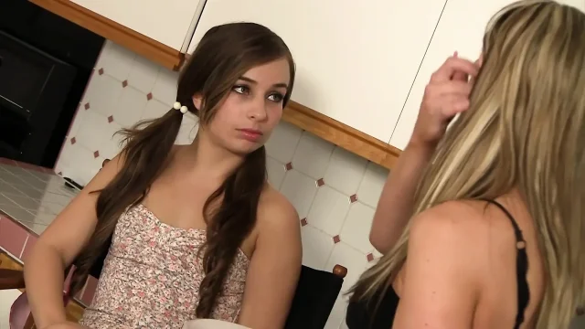 Beautiful cougar eats young Sophie's pussy