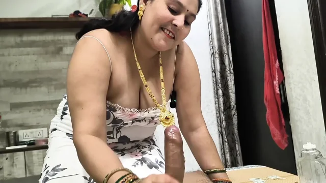 Saas ki gand chudai