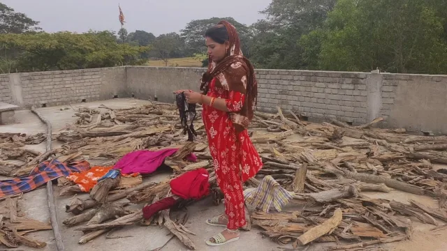 Jija ne apni sali ko chhat ka upper choda Job sali dress sukhaa raha tha