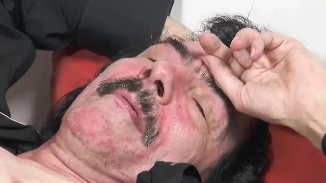 Sexy Milf gets to do hardcore blowjob and deepthroat with big dick