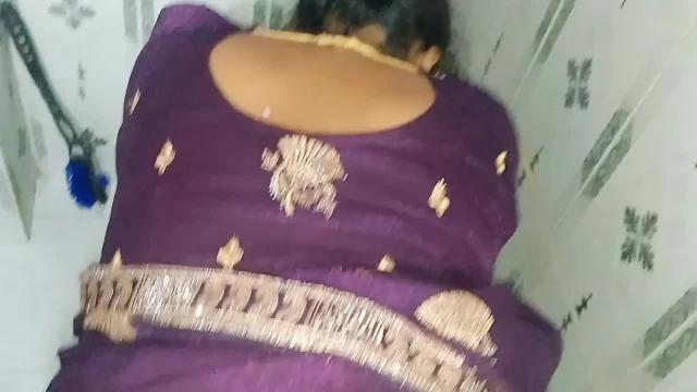Indian Hot Bhabhi