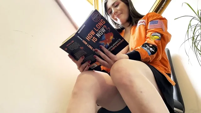 Hot Tight Puffy Pussy Sexy Brunette Social Media Influencer No Panties in Short Mini Skirt teases