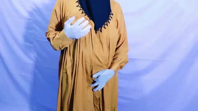 Indian Muslim Hijabi Beautiful Wife Satisfying Her Sexual Hunger With Her Hands
