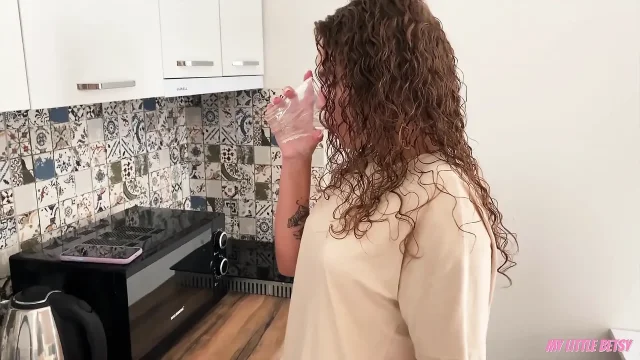 My Hot Neighbor Eats All the Cum That Dripping off Her Face - Watch Until the End