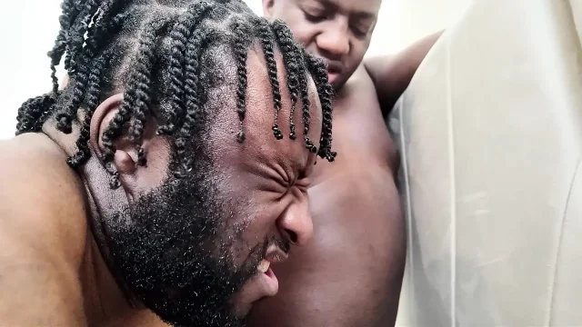 Threesome Captured in Hotel Room