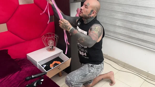 My Tattooed Roomie with No Panties Bounced on My Cock Over and Over Again by Accident
