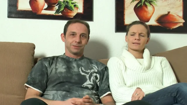 Stunning German sluts sharing big dick in hot threeway