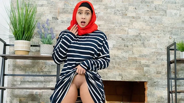 Caught My Step Mom Cheating and Now She Lets Me Hit That Big Juicy Booty Free Movie Full